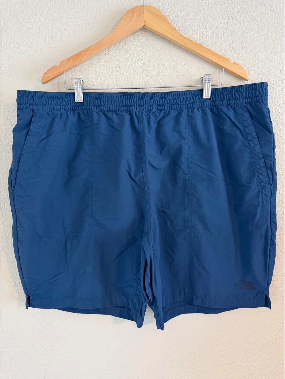 The North Face Mens Nylon Pull On Hiking Shorts Slate Blue Size XXL